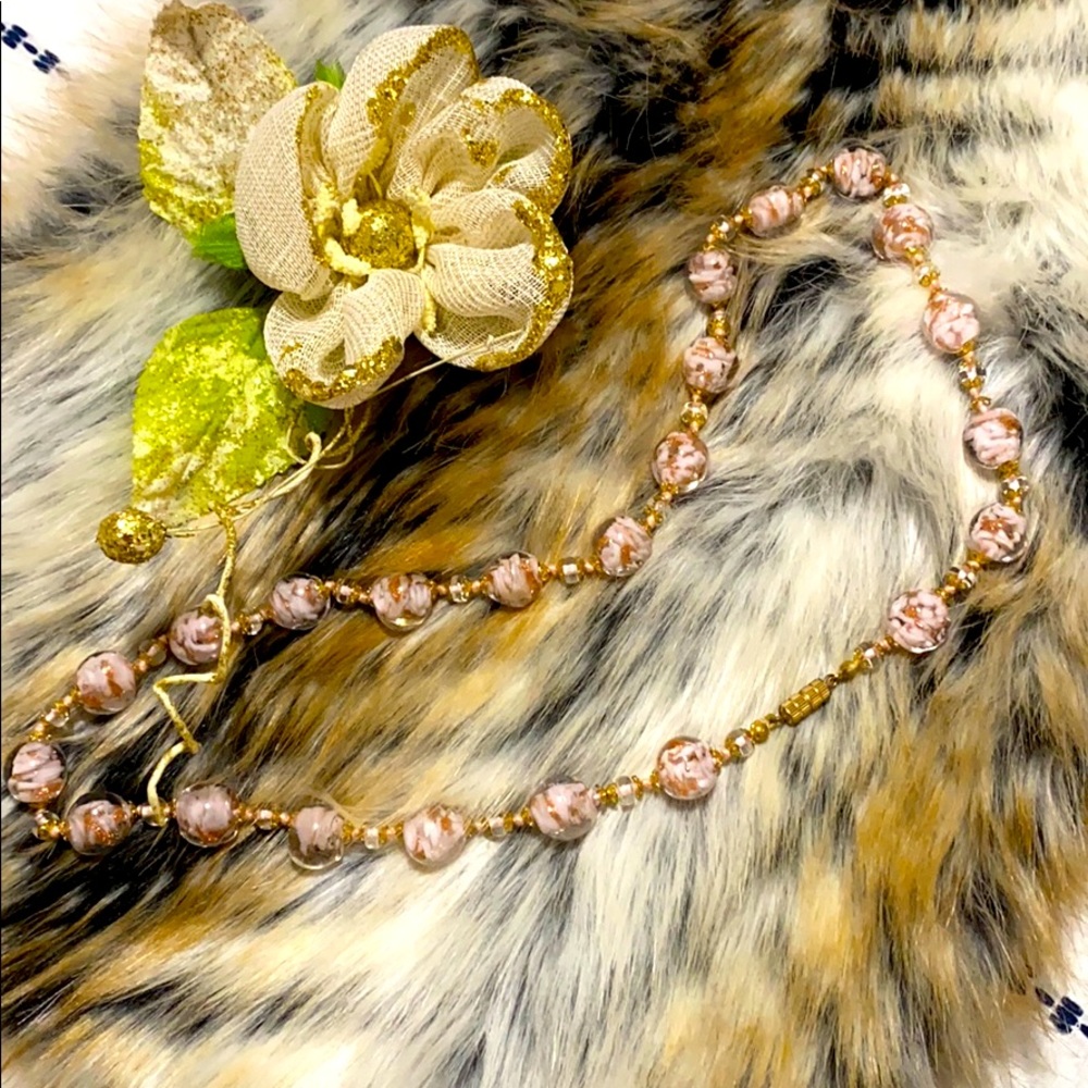 Gorgeous necklace